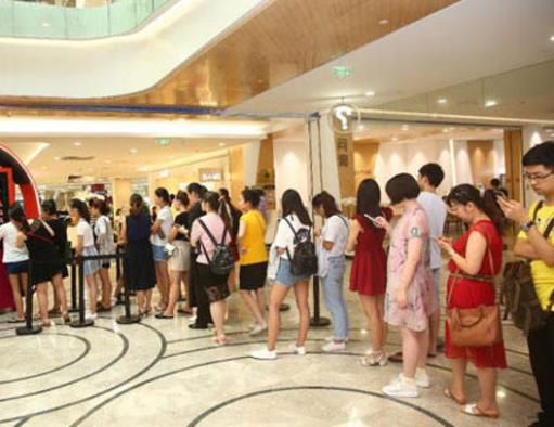 品牌推廣利器！長風創(chuàng)新“風尚”品牌推廣智能終端為LV集團貝玲妃擴張賦能
