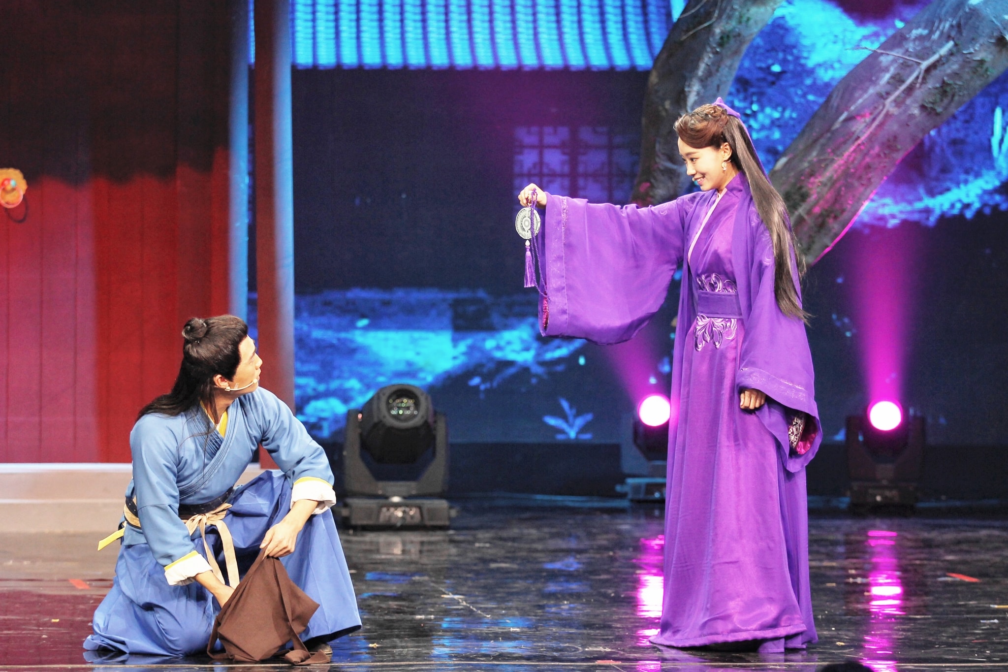 http://m.fjsenfa.cn/pics/star/pic/02be0affa58d188a756203233007cc8d.jpg