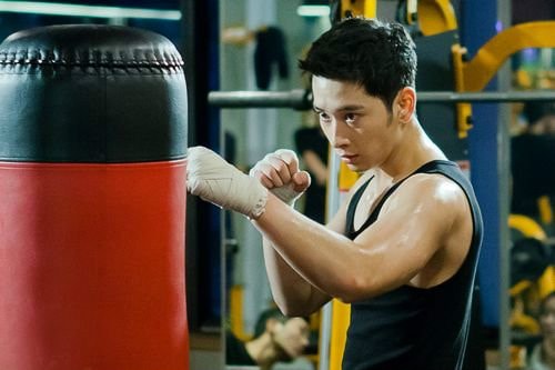 http://m.fjsenfa.cn/pics/star/pic/358fd9e97eaffb51d7a270bb6815dbee.jpg