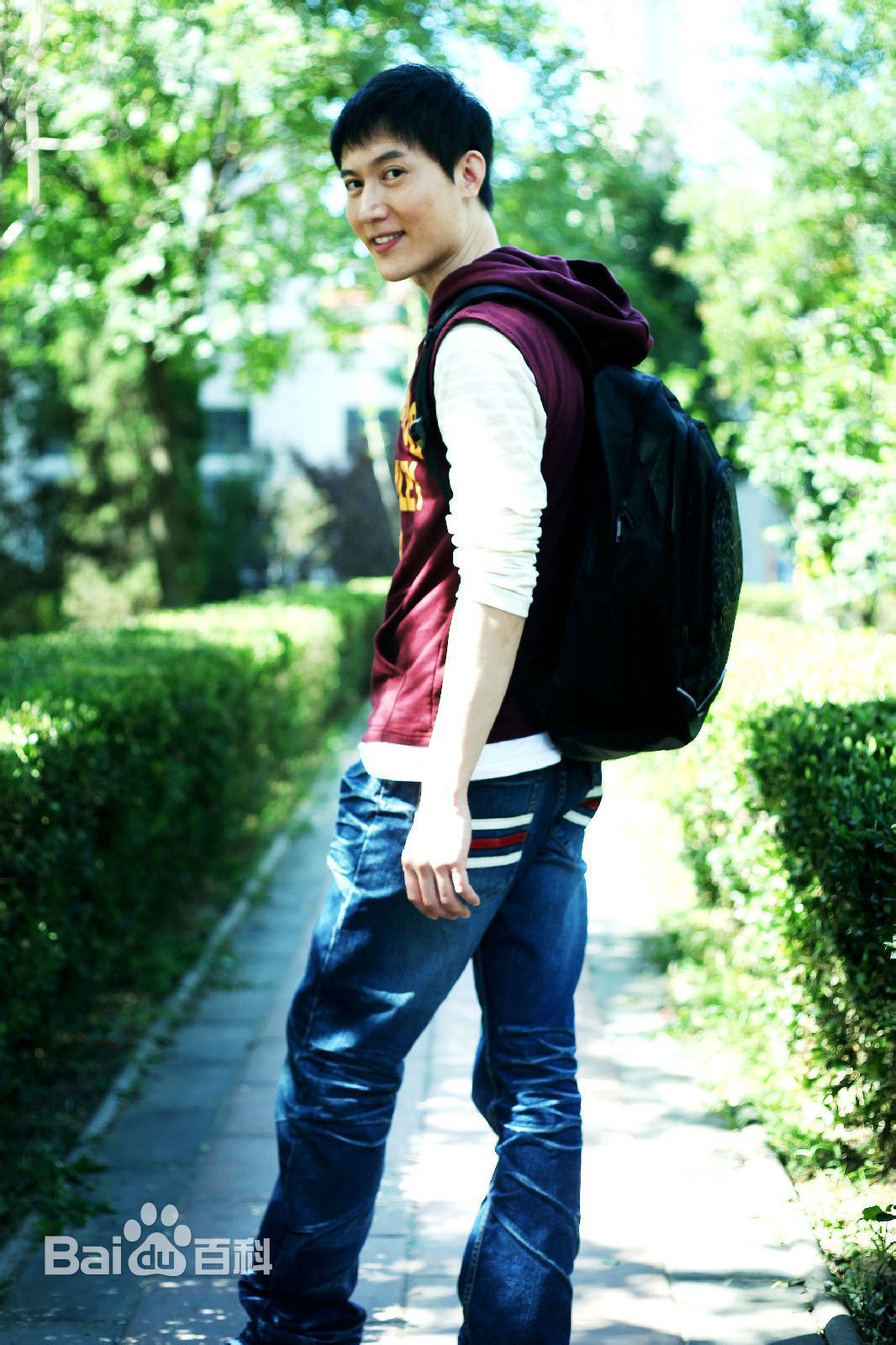http://m.fjsenfa.cn/pics/star/pic/5387bfe6732a0bfaf2a592dab02b8911.jpg