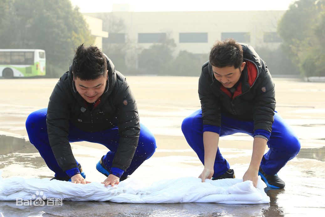 http://m.fjsenfa.cn/pics/star/pic/70be37578079bea58b0b340d0f48dcbc.jpg