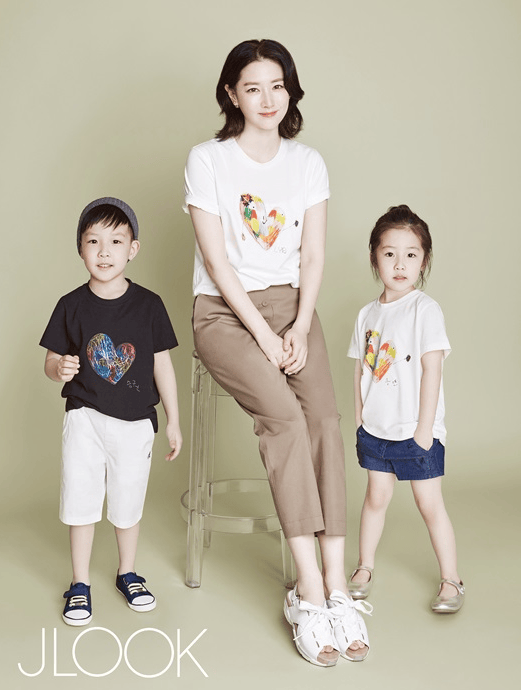 http://m.fjsenfa.cn/pics/star/pic/70d49c015cef2b3a863ec3c881bb1a23.jpg