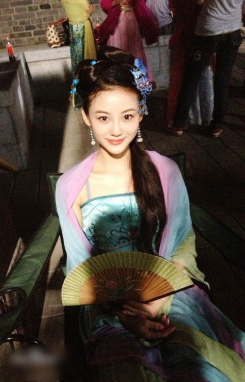 http://m.fjsenfa.cn/pics/star/pic/8e1f9f513e90e9f678b6bf0e89c516ab.jpg