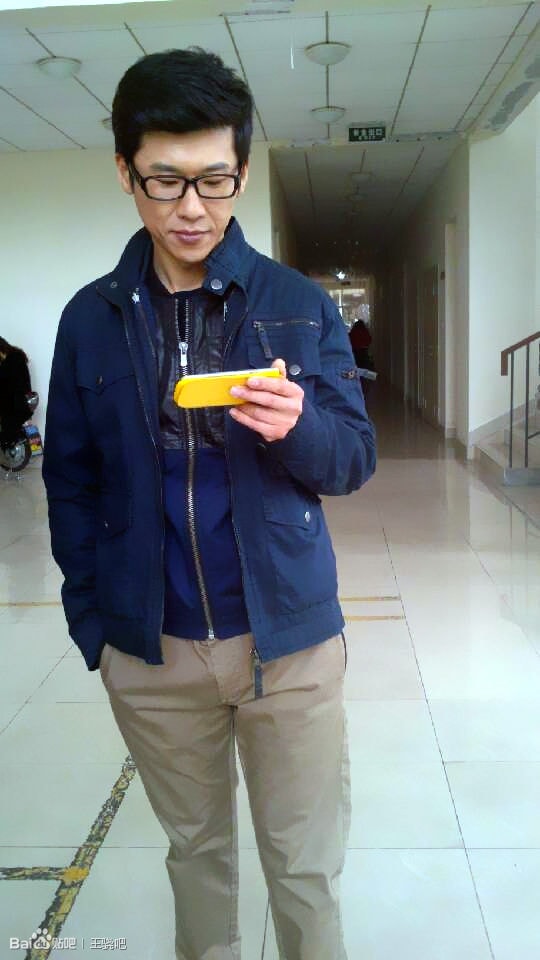 http://m.fjsenfa.cn/pics/star/pic/9f9c/02a452cdb7a1e2f6a7162fba60f8.jpg