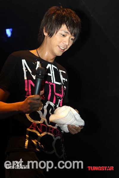 http://m.fjsenfa.cn/pics/star/pic/ba7a3d308c5b38539af6c3e7a5c692c4.jpg