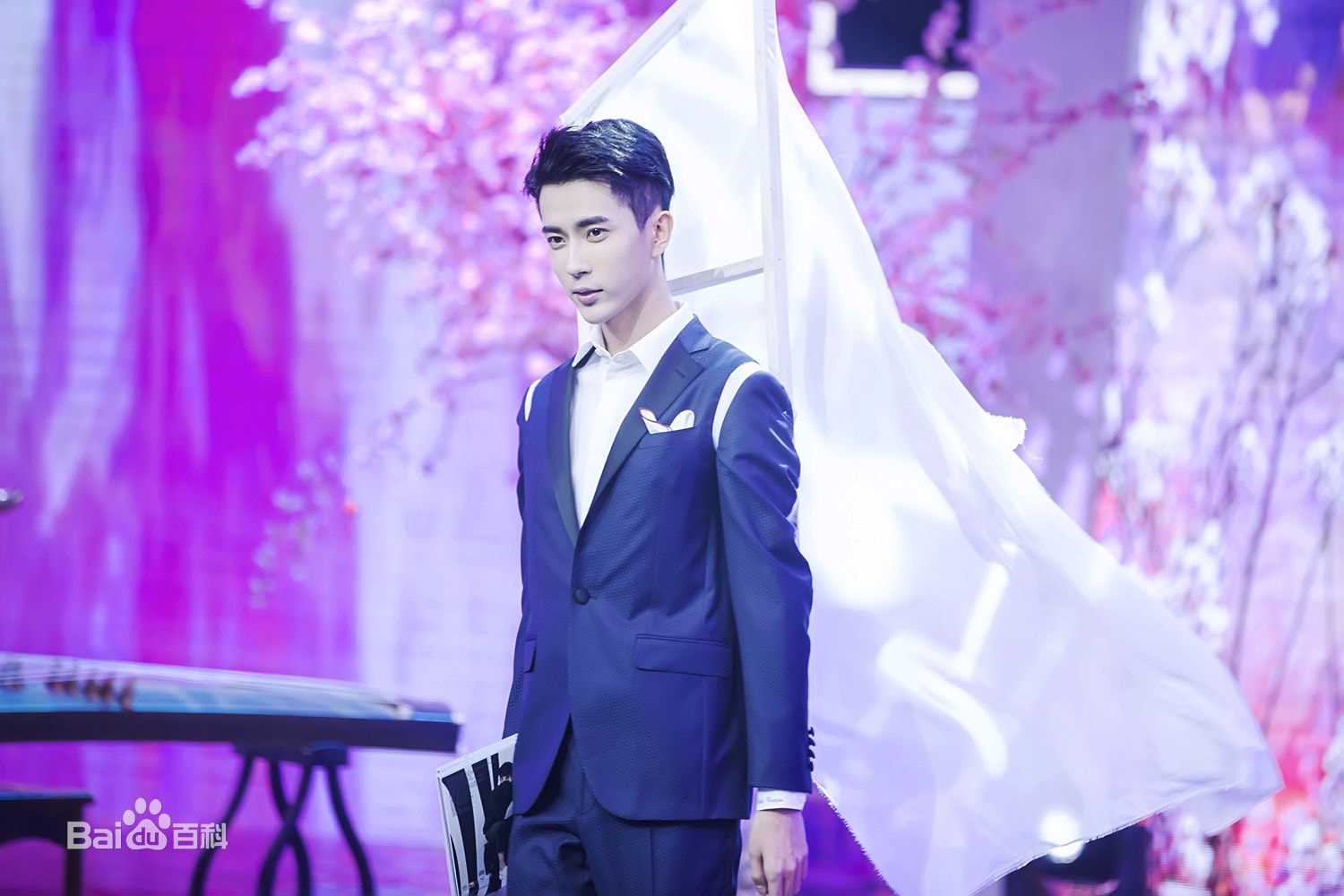 http://m.fjsenfa.cn/pics/star/pic/bd7f5f7ddd5c4d261ef8054c062c9097.jpg